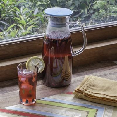 How to Make Iced Tea with Loose Leaf Tea: A Journey Through Flavor and Time